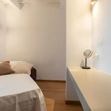 Dolce I Modern In The Historic Center 피엔자